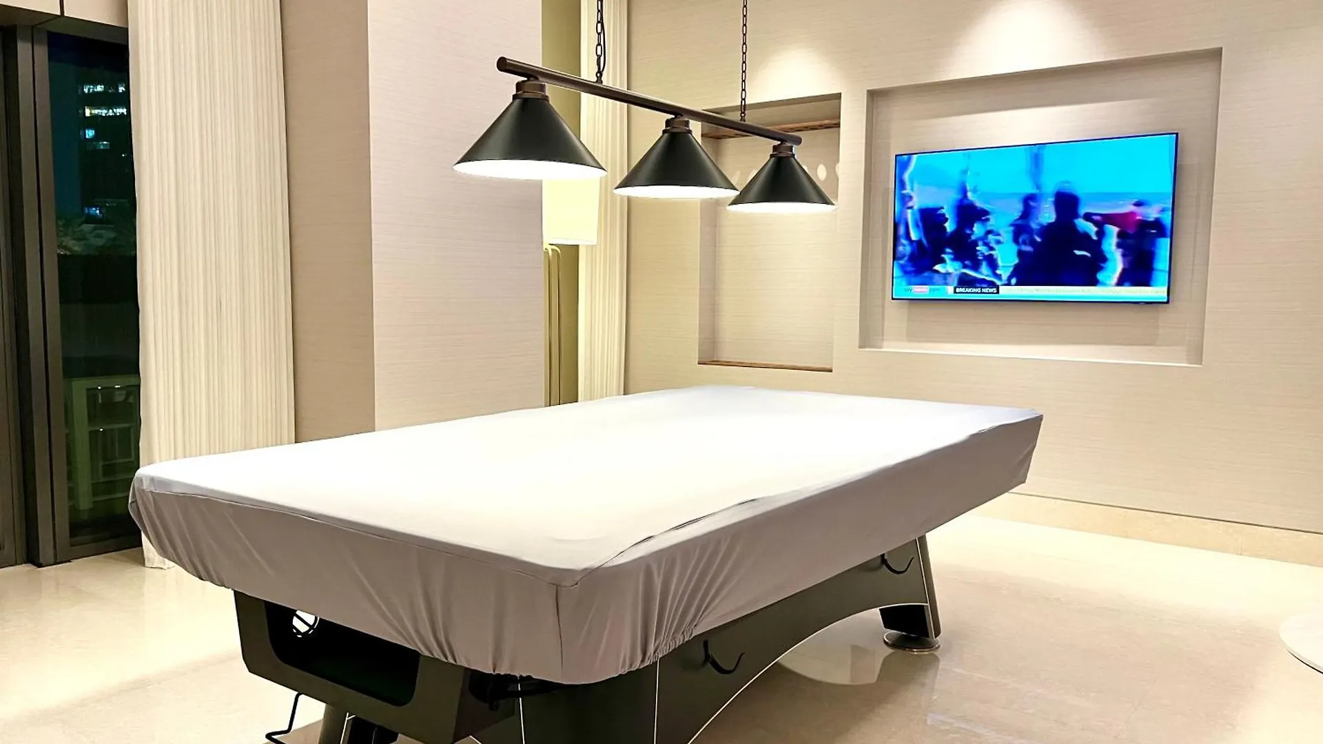 Downtown Luxury, The Address Opera Residences, 2Br Burj View Dubaj